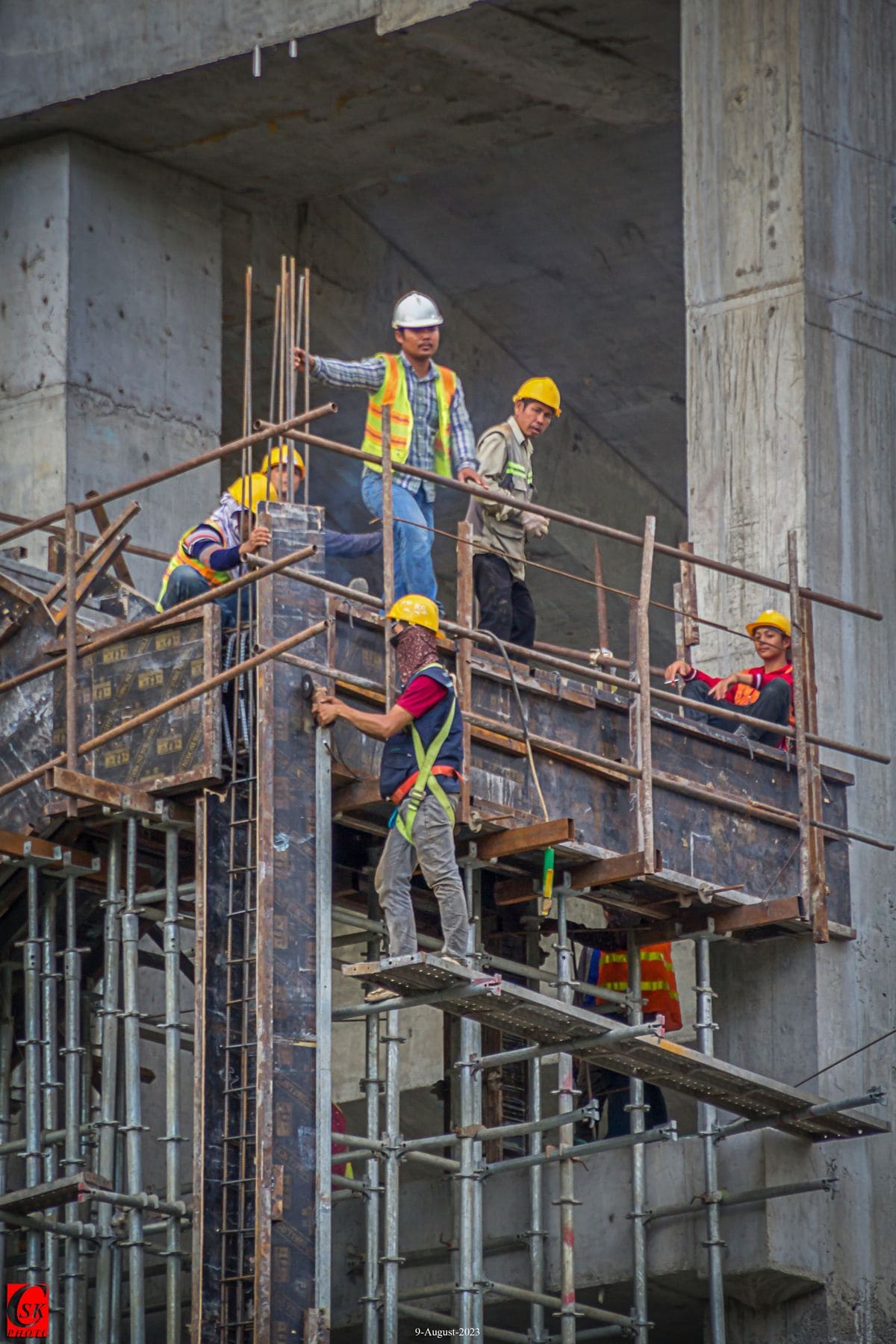 تقطيع الواير لقص الخرسانة السميكة